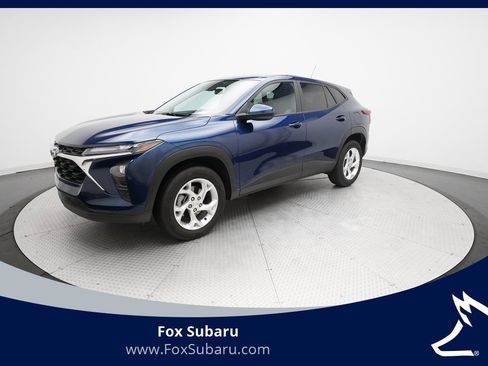 Used 2024 Chevrolet Trax LS w/ LS Convenience Package image 1