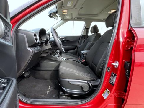 Certified 2023 Hyundai Venue SEL image 10