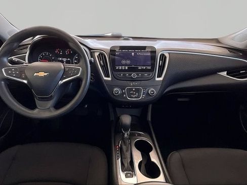 Used 2024 Chevrolet Malibu LS FWD image 7