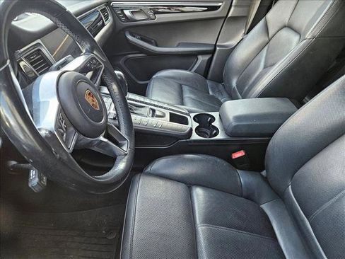 Used 2017 Porsche Macan S image 13