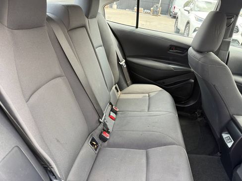Used 2025 Toyota Corolla LE FWD image 22