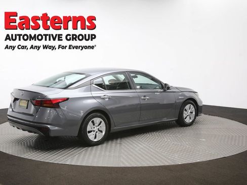 Used 2024 Nissan Altima 2.5 S image 41