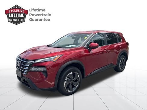 Certified 2025 Nissan Rogue SV AWD/4WD image 1