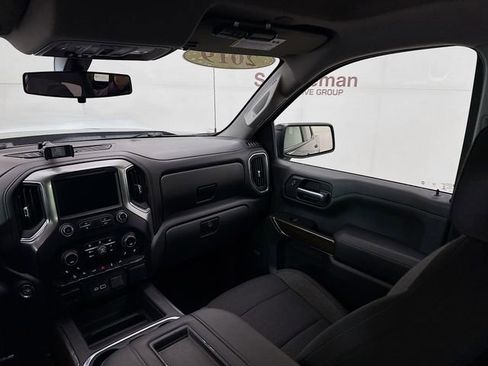 Used 2019 Chevrolet Silverado 1500 RST image 25