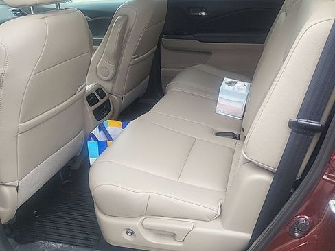 Used 2021 Honda Pilot EX-L image 11