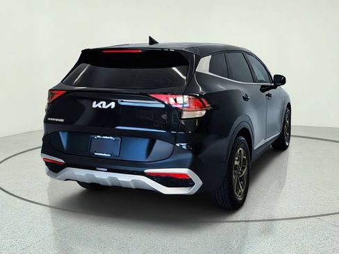 Certified 2024 Kia Sportage LX FWD image 5