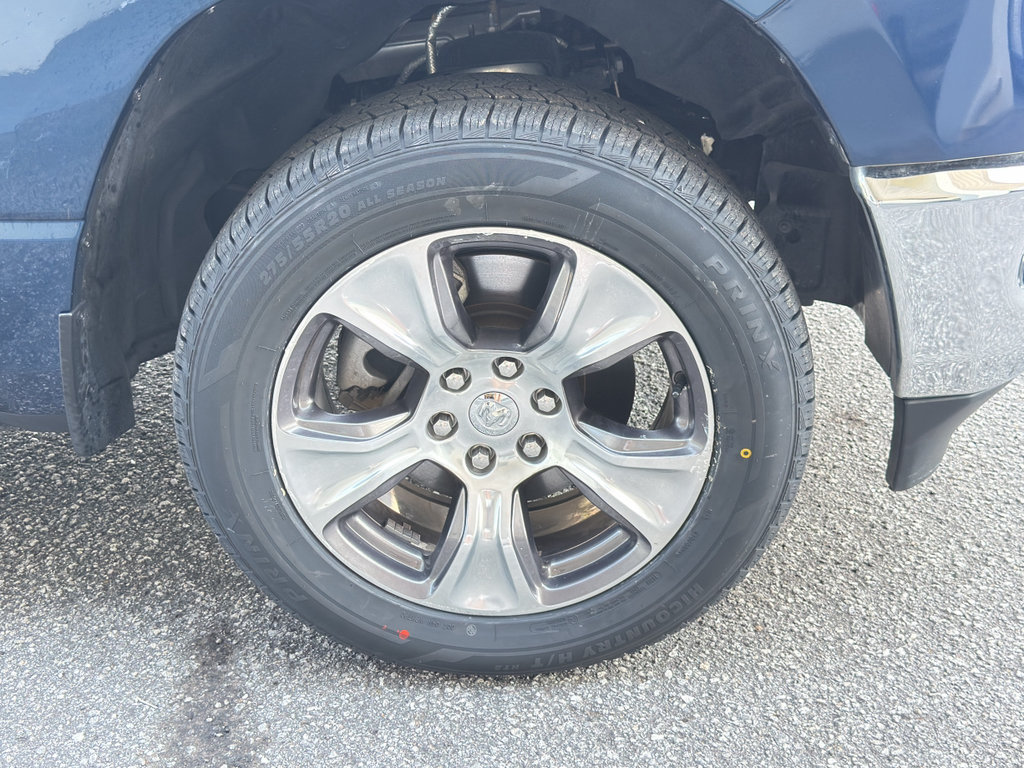 Used 2023 RAM 1500 Laramie AWD/4WD image 39