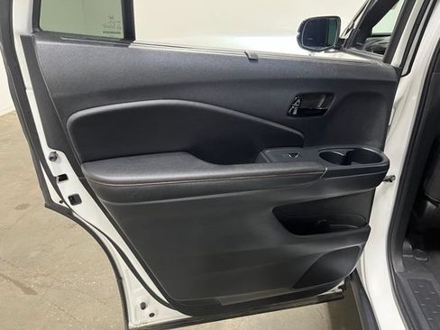 Used 2025 Honda Passport Black Edition image 20