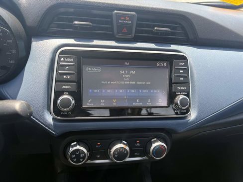 Used 2025 Nissan Versa SV FWD image 20