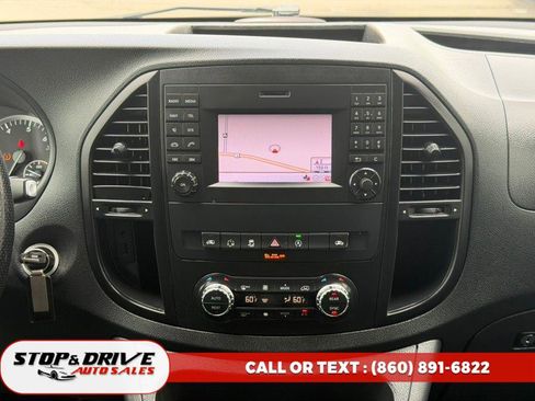 Used 2017 Mercedes-Benz Metris Passenger image 11