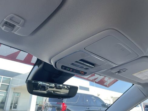 Used 2024 GMC Acadia Denali w/ Super Cruise Package image 19