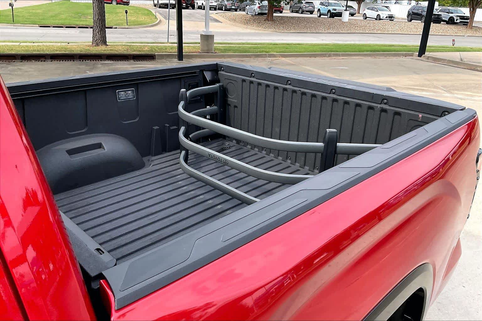 Used 2025 Toyota Tundra Platinum AWD/4WD image 31