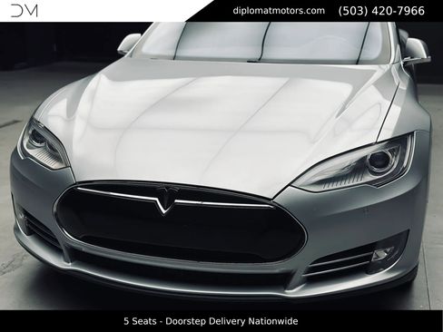 Used 2016 Tesla Model S 70 RWD image 14