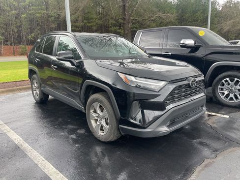 Used 2024 Toyota RAV4 XLE image 2