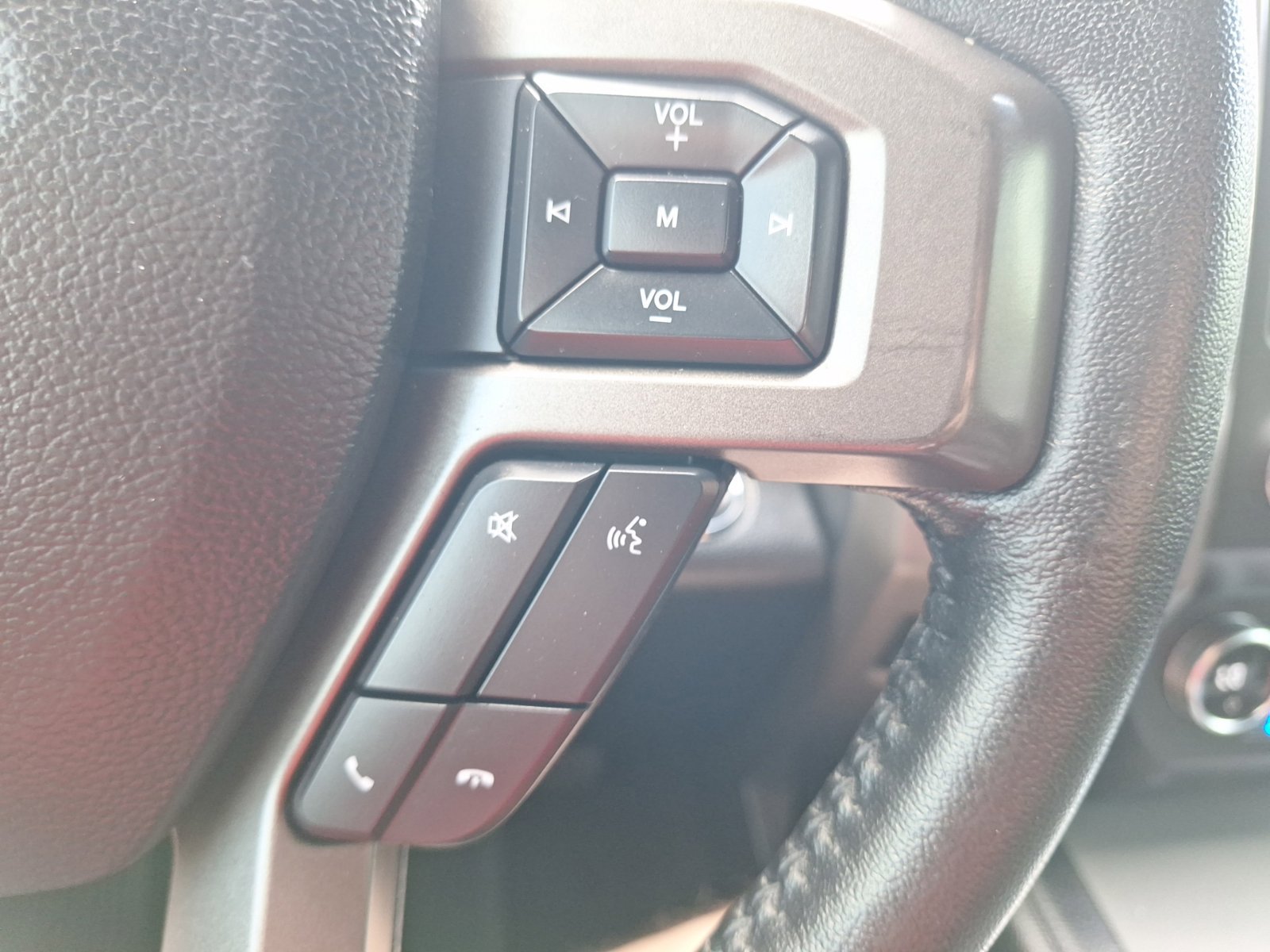 Used 2020 Ford Expedition Max XLT w/ Equipment Group 202A RWD image 20