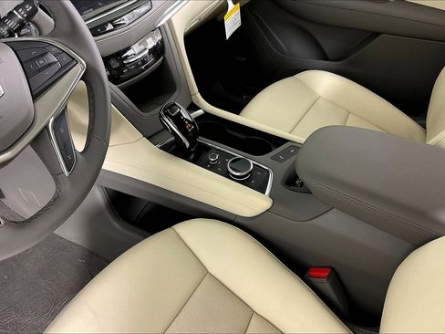 New 2026 Cadillac XT5 Premium Luxury w/ Driver Assist Package image 14