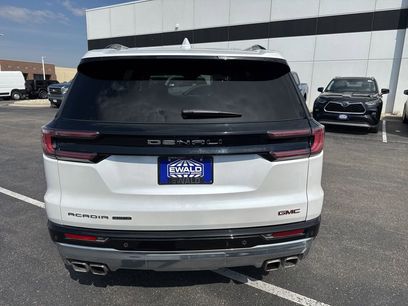 Used 2025 GMC Acadia Denali w/ LPO, Floor Liner Package