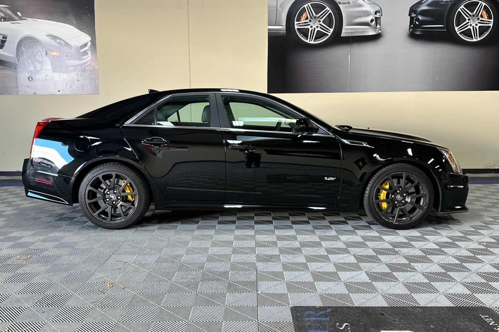 Used 2013 Cadillac CTS V w/ Wood Trim Package RWD image 3