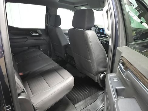 Used 2023 Chevrolet Silverado 1500 RST AWD/4WD image 17