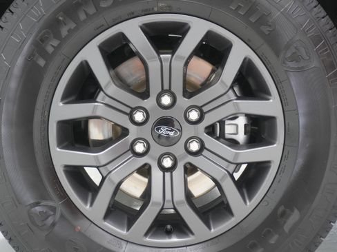 Used 2023 Ford F150 Lariat w/ Bed Utility Package image 27