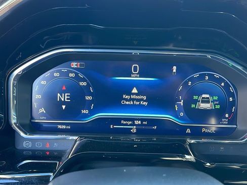 Used 2025 Chevrolet Silverado 1500 LT w/ Safety Package image 24