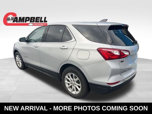 Used 2019 Chevrolet Equinox LT FWD image 3