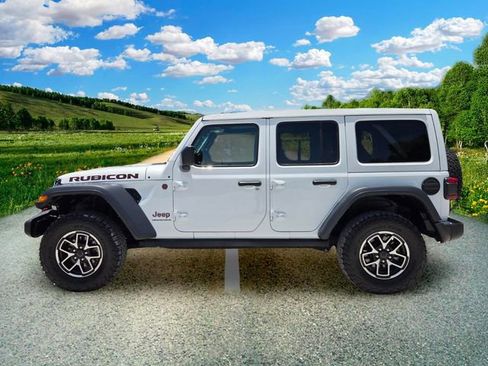 Certified 2024 Jeep Wrangler Unlimited Rubicon AWD/4WD image 3