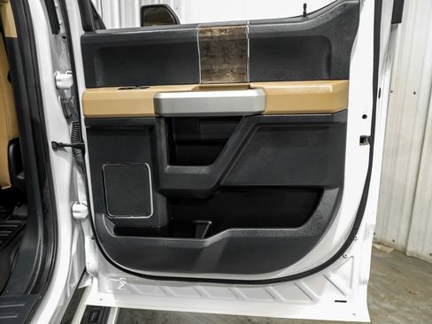 Used 2022 Ford F350 Lariat w/ Lariat Value Package AWD/4WD image 47