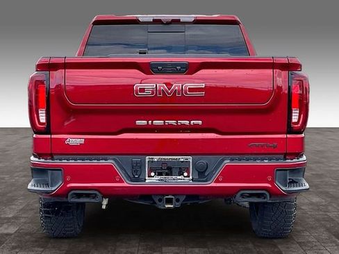 Used 2024 GMC Sierra 1500 AT4 w/ Technology Package AWD/4WD image 4
