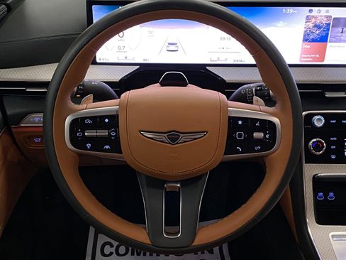 Used 2025 Genesis GV80 3.5T Prestige AWD/4WD image 15