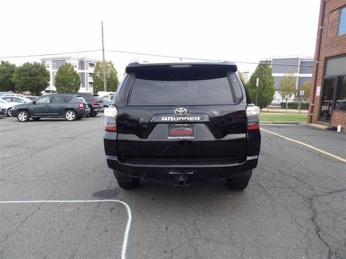 Used 2017 Toyota 4Runner 4WD image 7