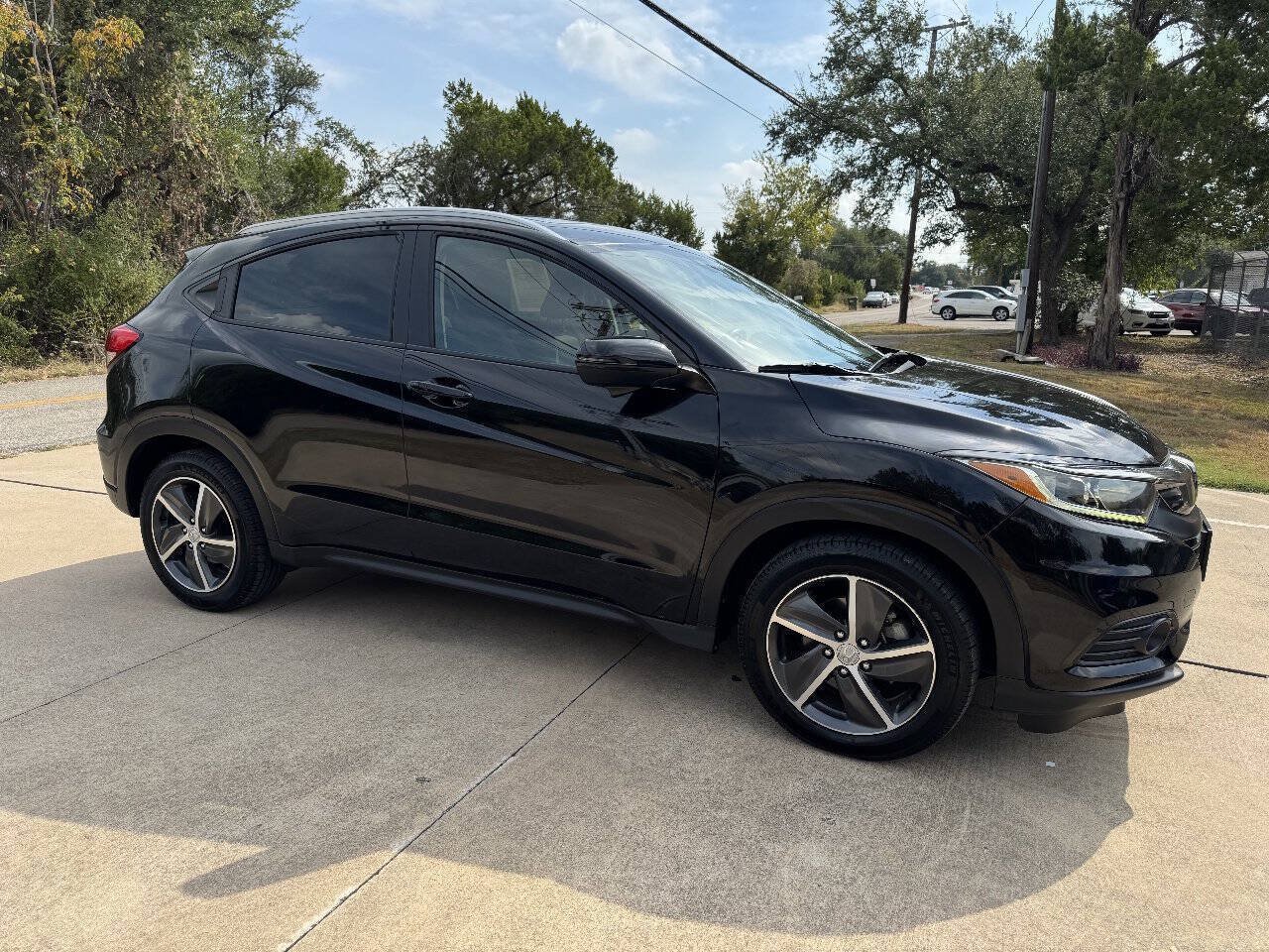 Used 2021 Honda HR-V EX image 16