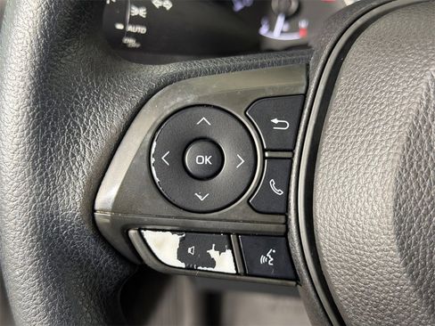 Used 2022 Toyota Corolla LE image 24