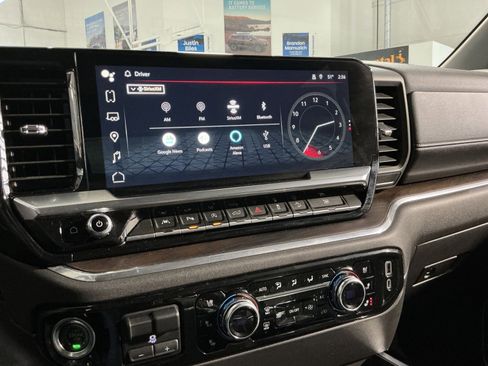 Used 2023 GMC Sierra 1500 SLT w/ SLT Premium Plus Package image 26