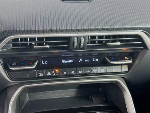 Used 2026 MAZDA CX-90 3.3 Turbo w/ Select Package image 24