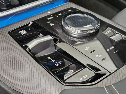 Used 2026 BMW X3 xDrive30 w/ Premium Package image 12