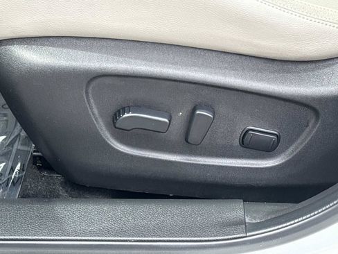 Certified 2019 Nissan Rogue Sport SL w/ Premium Package FWD image 19