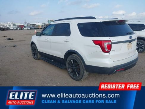 Used 2017 Ford Explorer XLT w/ Equipment Group 202A image 5