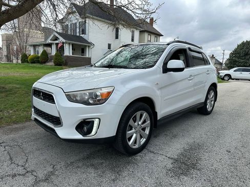 Used 2015 Mitsubishi Outlander Sport SE AWD/4WD image 4