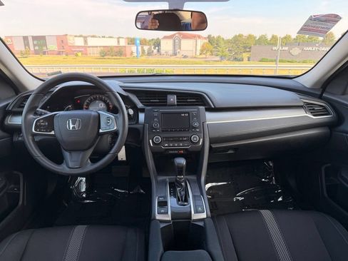 Used 2018 Honda Civic LX image 3