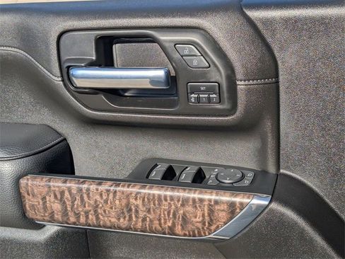 Certified 2023 GMC Sierra 2500 Denali w/ Denali Ultimate Package image 25