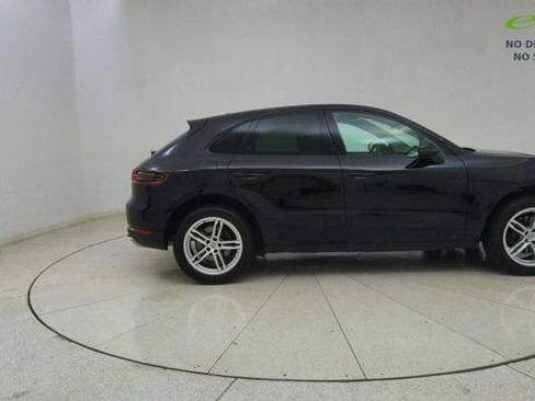 Used 2018 Porsche Macan AWD/4WD image 61