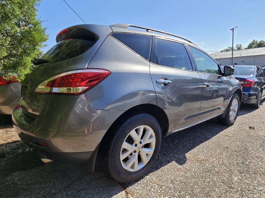 Used 2014 Nissan Murano SV FWD image 2