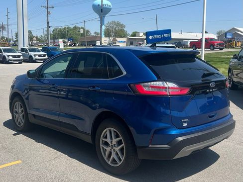 Used 2024 Ford Edge SEL w/ Convenience Package AWD/4WD image 5
