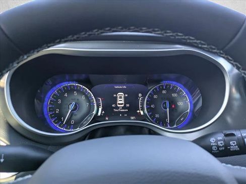 New 2026 Chrysler Voyager LX image 10