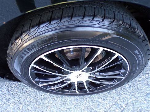 Used 2014 Nissan Versa Note SV w/ Convenience Package image 40