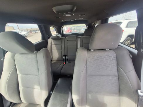 Used 2023 Dodge Durango SXT RWD image 9