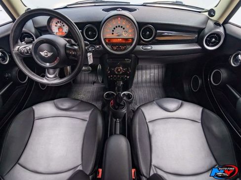 Used 2013 MINI Cooper Clubman S image 2