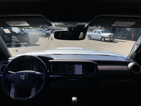 Used 2023 Toyota Tacoma TRD Sport w/ TRD Premium Sport Package AWD/4WD image 12