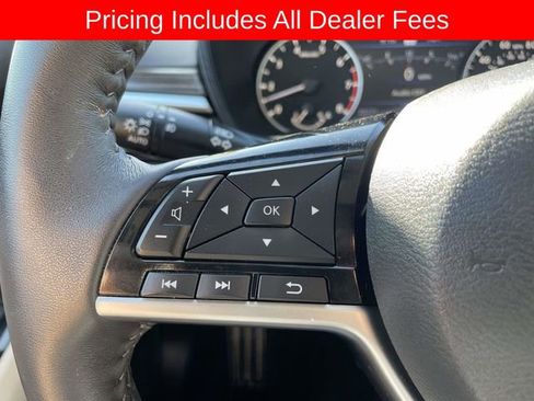 Used 2020 Nissan Altima 2.5 SL FWD image 26
